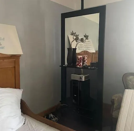 Ferienzimmer In Haus Am Wald In Kirsten's Refugium Lejlighed